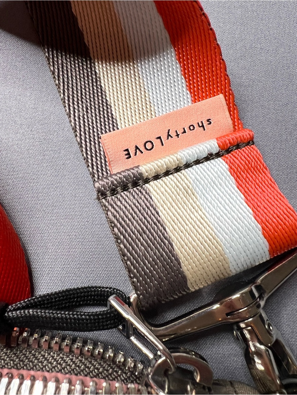 ShortyLOVE Amuse Medium Crossbody Tote Bag | Latte Nylon | Boardwalk Strap - Picture 3 of 12